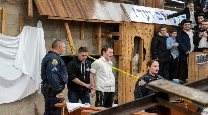 Students Arrested in Tunnel Scuffle at Historic Brooklyn Synagogue